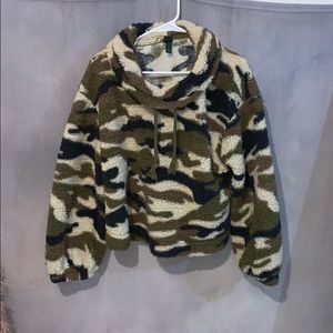 Wild Fable Camouflage Sherpa